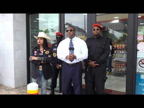 Activists protest outside gas station after clerk, shares video of child using restroom outside