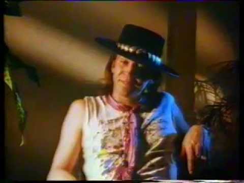 Stevie Ray Vaughan - Texas Flood & Pride And Joy - live in Auckland 1984