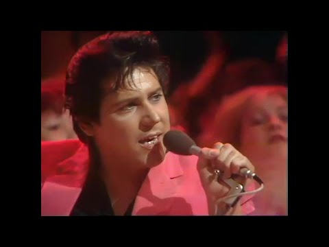 SHAKIN' STEVENS  - YOU DRIVE ME CRAZY - TOP OF THE POPS - 21/5/81 (RESTORED)