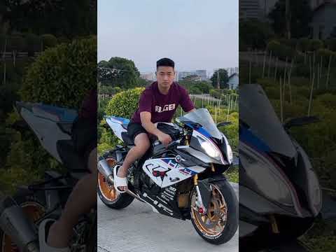 Thumbnail for BMW HP4 Race Exhaust Sound 💥 Price #bmwhp4 #bmw #shorts #exhaustsound by BMW HP4