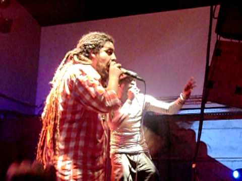 Little pepe feat Daddy Banton - A los manes del control
