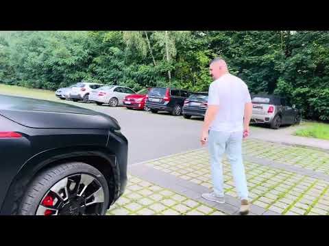 Marco Huck kauft neues #Auto #BMW XM 748PS #ReadLabel