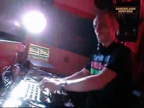 Dancefloorhunterz.com : D'JAMENCY - diâgónãl #2 @ Aperomix Club (Lyon-France)