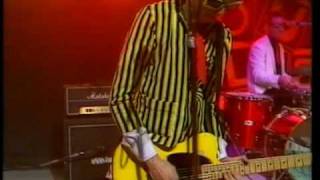 Toy Dolls-Glenda &amp; the Test Tube Baby[Live in 1984]