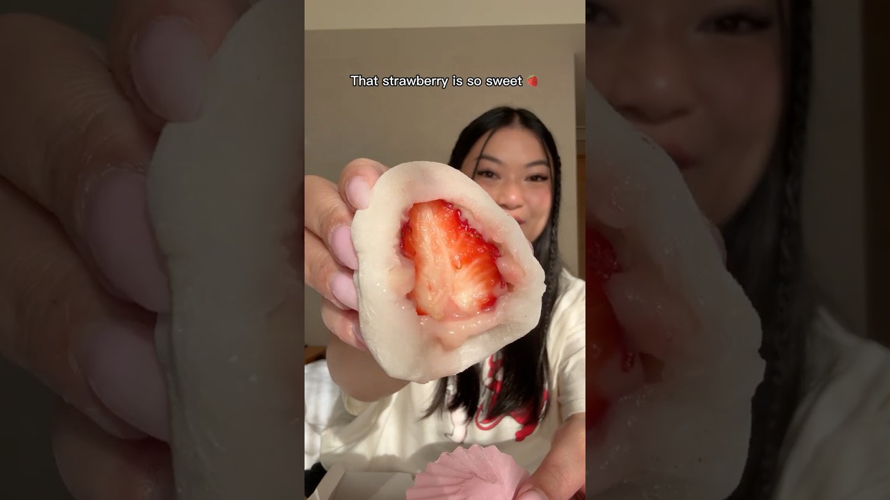 Rating mochi in Japan 😍🍓☁️