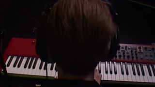 Thomas Azier - Sandglass - Live@3voor12 VPRO