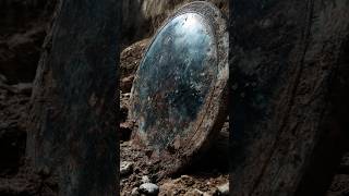 They Found A Mirror That Shows Images In The Dark