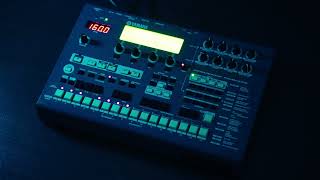 Video thumbnail for Yamaha RM1X & Roland MC-505 Beat Comparison by Isobutane