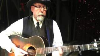 Joe Newberry singing &quot;On This Christmas Day,&quot; from The Gathering.