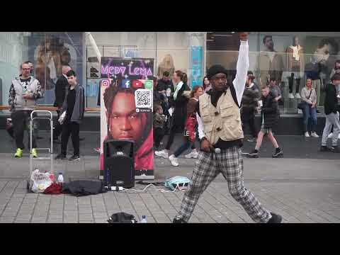 Medy Lema does an Earth Wind And Fire Medley in Church Street Liverpool