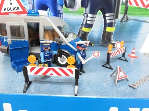 Playmobil 9236 Polizeibus mit Straßensperre by www.besserePreise.com