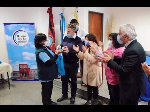 Entregaron indumentaria de trabajo a agentes sanitarios del Área Operativa Sur