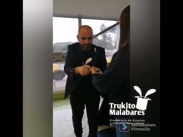 Vídeo relacionado con YNPQTDS Trucos De Magia Para Adultos - Equipo Mágico - Accesorios Metálicos Flotantes Cool para Magia Proximidad, Escena, Viajes, Carnaval, Espectáculo De Calle, Encuentros, Reuniones Familiares,