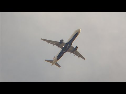 Delta Airlines Airbus A321-211 N390DN DL2473 TPA-DTW