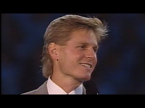 Thumbnail for Gloria Dios video