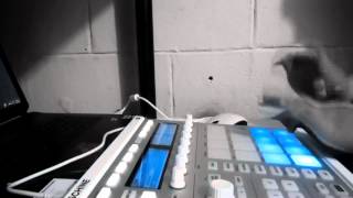 *LYNX DICTADORES DE POESIA/RAPPINGSOUL/ BEATMAKING 2015 MASCHINE MKII