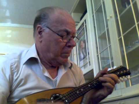 MUNASTERIO 'E SANTACHIARA (mandolino solista)