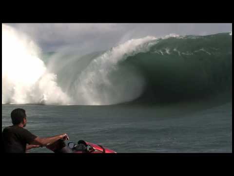 Ramaina Van Bastolaer @ Teahupoo - ROTY entry in the Billabong XXL Big Wave Awards