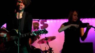 Mr Bones and the Dreamers - Looking Glass (live at The Little Hellfire Club - 22nd August 09)