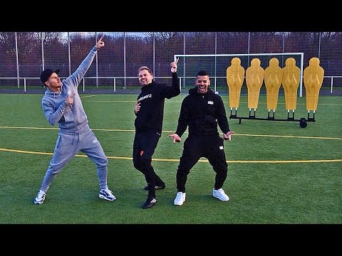 freekickerz x F2Freestylers - Crazy Skills, Trickshots, Free Kicks & Tutorials!