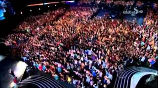 Peoples Choice Awards 2011 - Opening Number - Queen Latifah