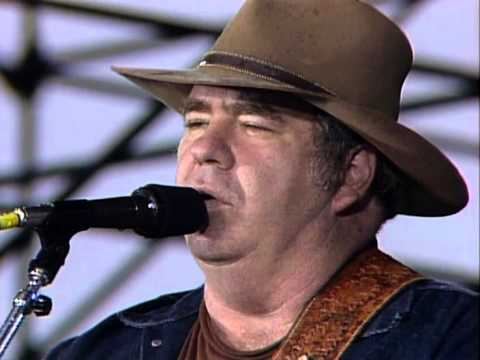 Hoyt Axton - Della and the Dealer (Live at Farm Aid 1985)