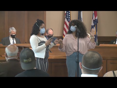 Indira Sheumaker sworn in as newest member of Des Moines City Council