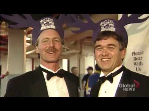 download lagu mp3 mp4 Moose Hockey, download lagu Moose Hockey gratis, unduh video klip Moose Hockey