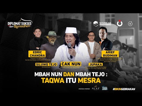<p>Sinau Bareng Mbah Nun dan Mbah Tejo Boyolali | Part 1</p>
<p>Bagaimana tentang ketaqwaan?</p>
<p>Berawal dari kerinduan Mbah Tejo akan Allah hingga membuat sebuah lagu, Mbah Nun pun menjelaskan bahwa taqwa itu mesra.</p>
<p>Kerinduan ingin bertemu sesuatu yang mesra.</p>
<p>Mbah Nun pun menjelaskan bahwa akhlak itu di atas hukum, hukum hanyalah terjemahan dari akhlak. Lalu di atas akhlak ada taqwa.</p>
<p>Selain itu Mbah Nun mengingatkan bahwa setiap gerakan sholat ialah kontemplasi diri. Kesadaran adanya Allah di hati dan jiwa.</p>
<p>Jangan lupa untuk follow sosial media Diplomat Sukses agar tidak ketinggalan Sinau Bareng Mbah Nun selanjutnya. </p>
<p> campsite.bio/diplomatsukses </p>
<p>Inspirasi Diplomat Sukses Part 1: youtu.be/CiVcSaN4FZ8<br />
Inspirasi Diplomat Sukses Part 2: youtu.be/e1evzpMbe51<br />
Sinau Bareng Mbah Nun di Pamekasan Part 1: youtu.be/-7WBh-L6a6s<br />
Sinau Bareng Mbah Nun di Pamekasan Part 2: youtu.be/6CdxAdczsiw<br />
Sinau Bareng Mbah Nun di Pamekasan Part 3: youtu.be/sDZcYwWjozo<br />
Sinau Bareng Mbah Nun dan Mbah Tejo di Boyolali Part 1: youtu.be/x43049aaNVw<br />
Sinau Bareng Mbah Nun dan Mbah Tejo di Boyolali Part 2: youtu.be/5i0a1H3QCsY<br />
Sinau Bareng Mbah Nun dan Mbah Tejo di Boyolali Part 3: youtu.be/9Qyp4qVBXzg<br />
Sinau Bareng Mbah Nun di Ungaran Part 1: youtu.be/ZxAAx964nx8<br />
Sinau Bareng Mbah Nun di Ungaran Part 2: youtu.be/kpEFK9jZenE</p>
<p>• caknun.com<br />
• facebook.com/caknundotcom<br />
• twitter.com/caknundotcom<br />
• instagram.com/caknundotcom</p>
<p>#CakNun #BIKINGEBRAKAN #InspirasiRamadhan</p>
<p>Sinau Bareng Mbah Nun dan Mbah Tejo Boyolali | Part 1</p>
<p>Bagaimana tentang ketaqwaan?</p>
<p>Berawal dari kerinduan Mbah Tejo akan Allah hingga membuat sebuah lagu, Mbah Nun pun menjelaskan bahwa taqwa itu mesra.</p>
<p>Kerinduan ingin bertemu sesuatu yang mesra.</p>
<p>Mbah Nun pun menjelaskan bahwa akhlak itu di atas hukum, hukum hanyalah terjemahan dari akhlak. Lalu di atas akhlak ada taqwa.</p>
<p>Selain itu Mbah Nun mengingatkan bahwa setiap gerakan sholat ialah kontemplasi diri. Kesadaran adanya Allah di hati dan jiwa.</p>
<p>Jangan lupa untuk follow sosial media Diplomat Sukses agar tidak ketinggalan Sinau Bareng Mbah Nun selanjutnya. </p>
<p> campsite.bio/diplomatsukses </p>
<p>Inspirasi Diplomat Sukses Part 1: youtu.be/CiVcSaN4FZ8<br />
Inspirasi Diplomat Sukses Part 2: youtu.be/e1evzpMbe51<br />
Sinau Bareng Mbah Nun di Pamekasan Part 1: youtu.be/-7WBh-L6a6s<br />
Sinau Bareng Mbah Nun di Pamekasan Part 2: youtu.be/6CdxAdczsiw<br />
Sinau Bareng Mbah Nun di Pamekasan Part 3: youtu.be/sDZcYwWjozo<br />
Sinau Bareng Mbah Nun dan Mbah Tejo di Boyolali Part 1: youtu.be/x43049aaNVw<br />
Sinau Bareng Mbah Nun dan Mbah Tejo di Boyolali Part 2: youtu.be/5i0a1H3QCsY<br />
Sinau Bareng Mbah Nun dan Mbah Tejo di Boyolali Part 3: youtu.be/9Qyp4qVBXzg<br />
Sinau Bareng Mbah Nun di Ungaran Part 1: youtu.be/ZxAAx964nx8<br />
Sinau Bareng Mbah Nun di Ungaran Part 2: youtu.be/kpEFK9jZenE</p>
<p>• caknun.com<br />
• facebook.com/caknundotcom<br />
• twitter.com/caknundotcom<br />
• instagram.com/caknundotcom</p>
<p>#CakNun #BIKINGEBRAKAN #InspirasiRamadhan</p>