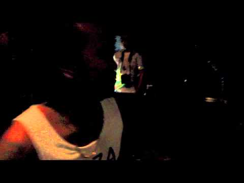 'Giber n Cool' - CekOmbakProject x Niska live at 'Instadance 2013' Marley Bar, Jakarta - Indonesia