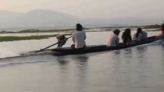 preview picture of video 'Sunrise on Inle Lake in Myanmar (Video 6 of 24)'