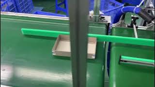 Hotmelt Dispensing on Top & Bottom Box
