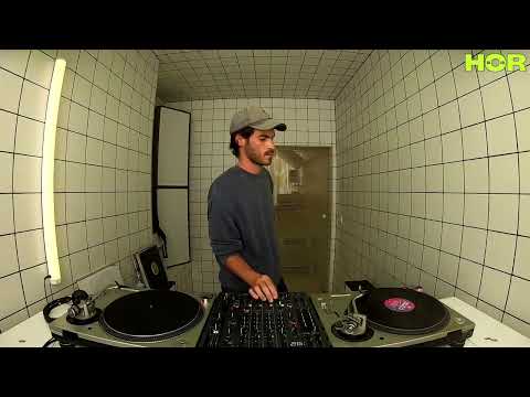 E-Talking / August 17 / 4pm-5pm