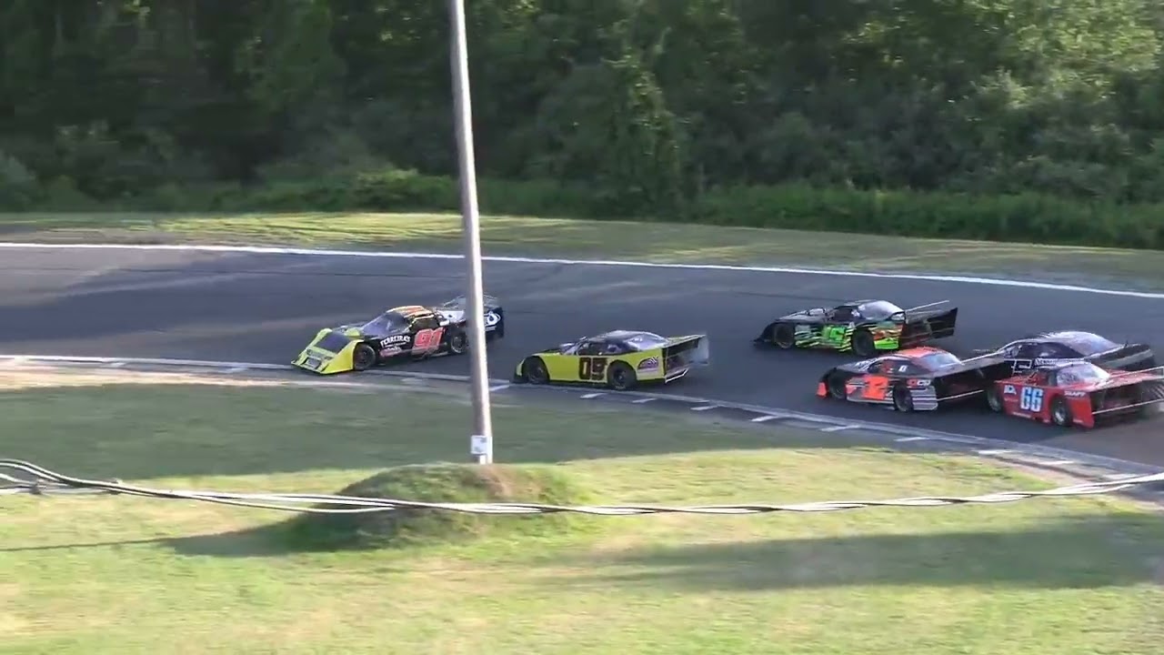 Star Speedway Outlaw Late Models Heat Preview