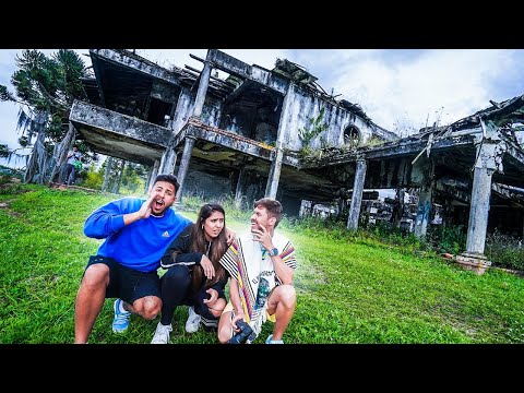 ENTRAMOS NA CASA DO PABLO ESCOBAR ABANDONADA