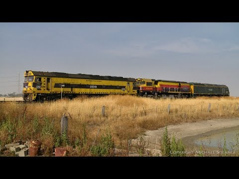 Refuelling 6KN2 SSR Grain Train - PoathTV Australian Railways