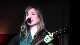 Caroline Herring - Flee As A Bird (live)