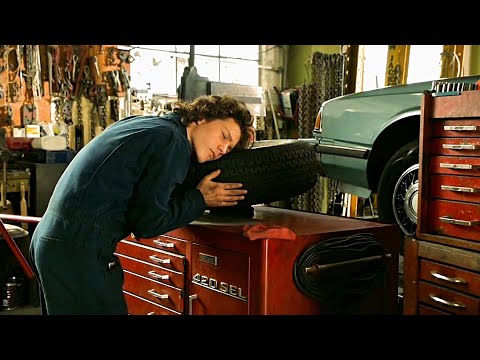 When Georgie get into Tyre Business | [Full HD] #YoungSheldon