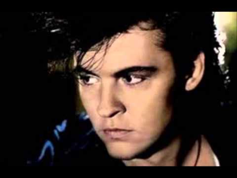 download lagu mp3 mp4 Paul Young Love Of The Common People Mix, download lagu Paul Young Love Of The Common People Mix gratis, unduh video klip Paul Young Love Of The Common People Mix