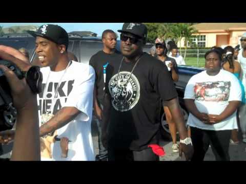 hood diezel, brisco, billy blue b.t.s.