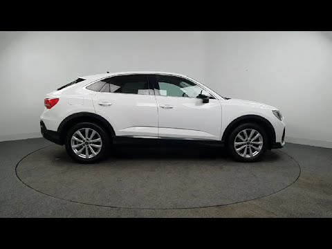 Audi Q3 SB SE Auto WITH Comfort Pack, High Beam an - Image 2