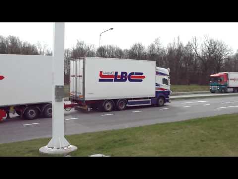 Loud Scania V8 from Malmö LBC drives off