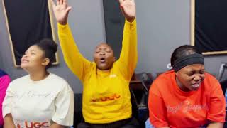 Download lagu Umlazi Gospel Choir The Original - Inxaniwe inhliziyo mp3