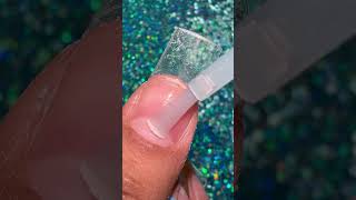 You won’t believe this Storytime 😳💅🏼 (watch me do my nails + storytime)