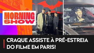 Neymar encontra elenco de ‘The Batman’ e pilota batmóvel