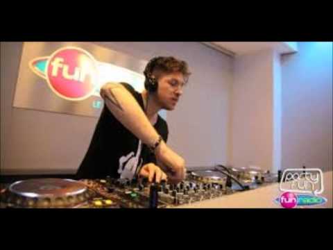 DIMITRI VEGAS & LIKE MIKE & DVBS & BORGEOUS Vs EXAMPLE (QUENTIN MOSIMANN Bootleg)