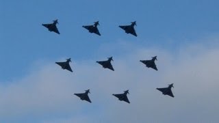 preview picture of video 'RAF Leuchars Airshow 2012 in 60 seconds'