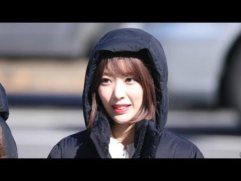 181103 아이즈원 (IZ*ONE) 미야와키 사쿠라 & 장원영 4K 직캠 @쇼! 음악중심 미니 팬미팅 4K Fancam by -wA-