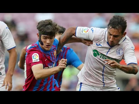 Pablo Páez Gavi • FC Barcelona B vs UE Costa Brava • 12/09/2021 •