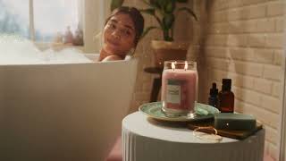 Yankee Candle Pink Sands + 2026 + Tropical Escape Fragrance